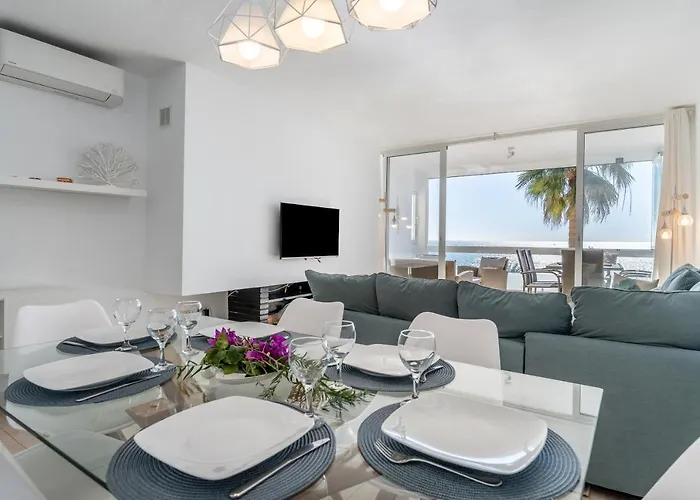 On The Sea View Patricia 132