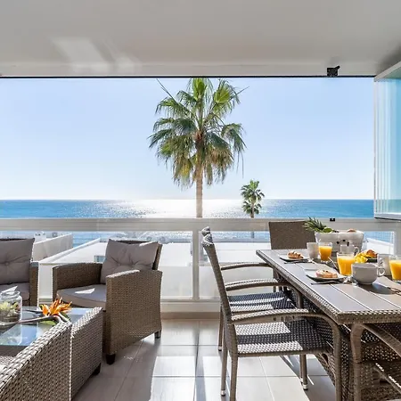 Lägenhet On The Sea View Patricia 132 *