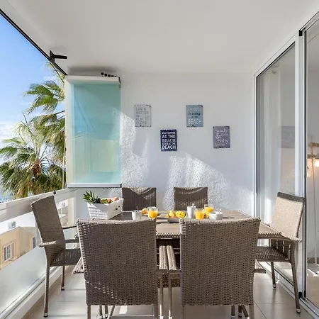 On The Sea View Patricia 132 *