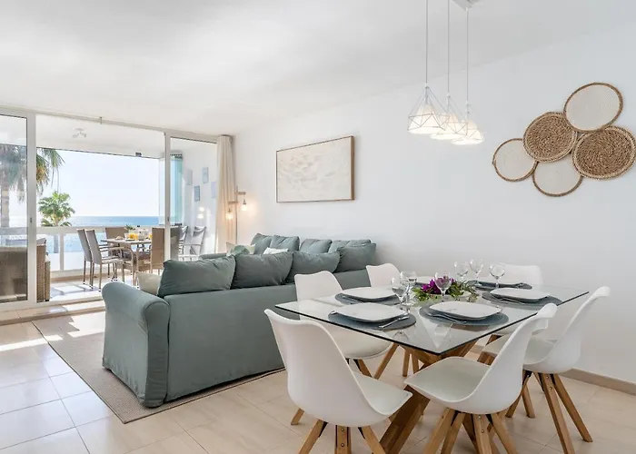 Apartment On The Sea View Patricia 132